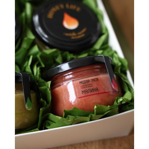 Подарунок на Великдень: подарунковий набір з крем-медом (6×140 г) — Green Подарунок на Великдень: подарунковий набір з крем-медом (6×140 г) — Green